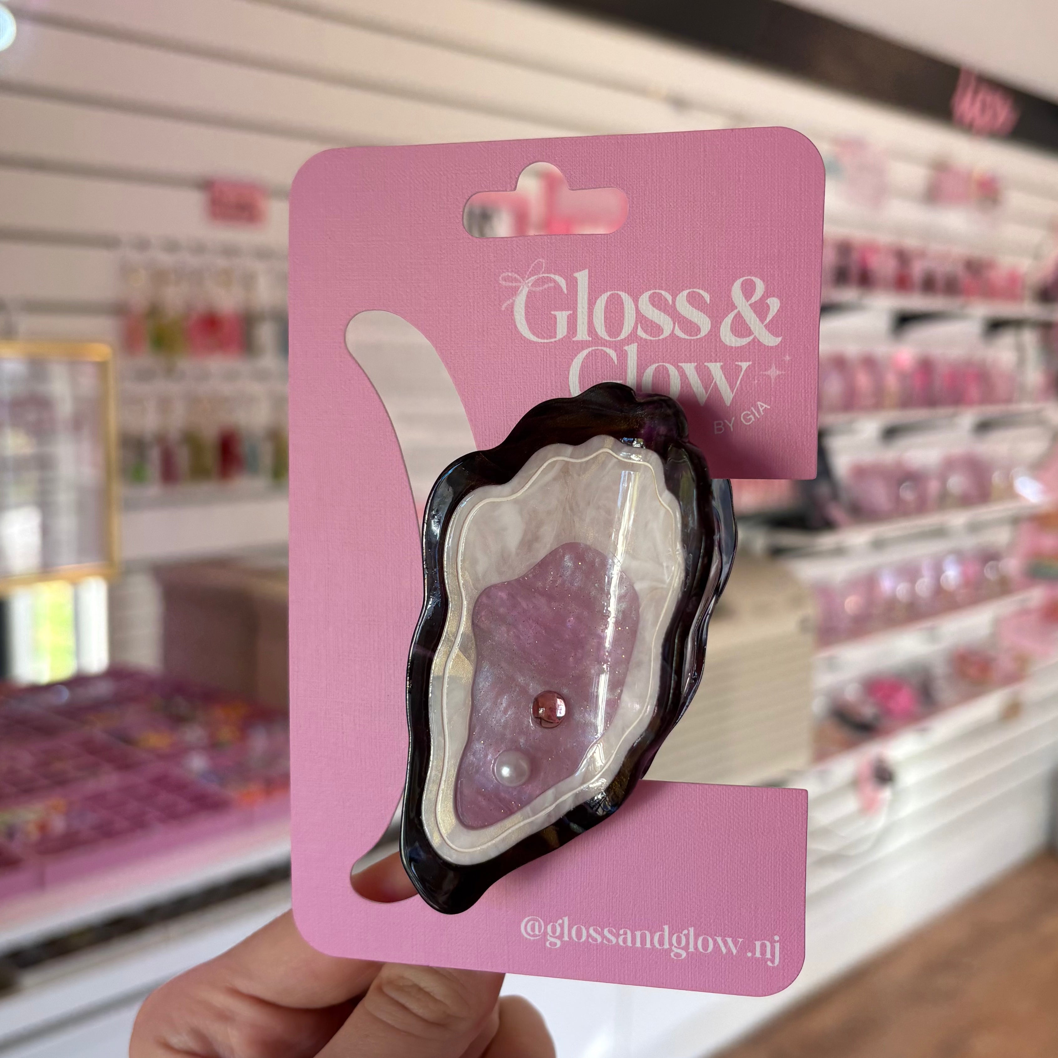 Oyster Caw Clip