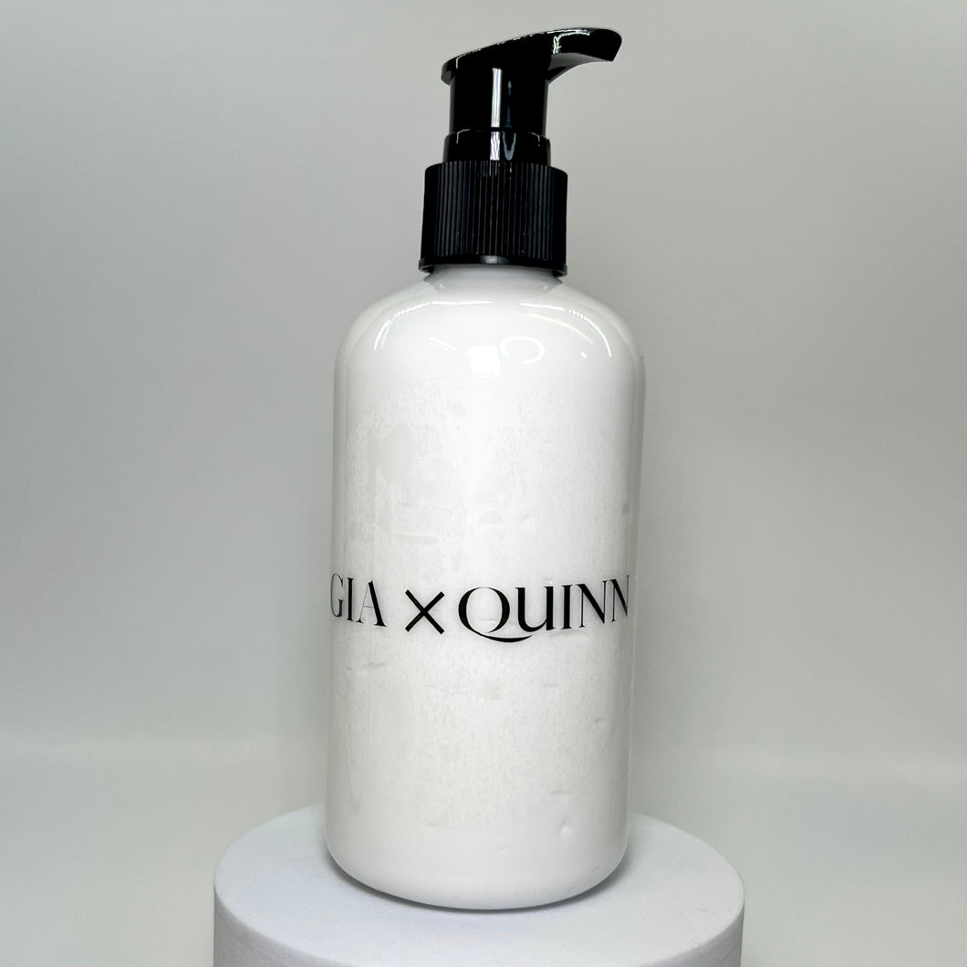 x QUINN Plaid Lotion