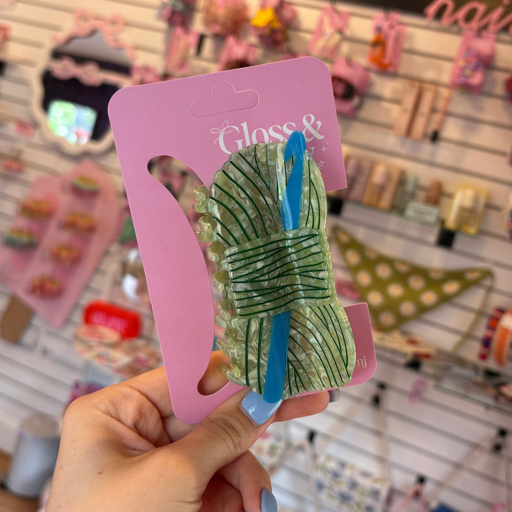 Crochet Needle Hair Claw